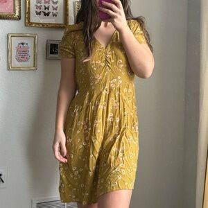 American Eagle Outfitters Mustard Yellow Floral Short Sleeve Mini Dress